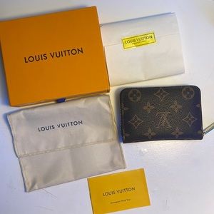 Louis Vuitton monogram coin wallet/card wallet